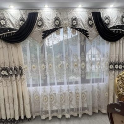 SET DRAPERIE CATIFEA 3D, , PERDEA TULL BRODATĂ 3D . Denumire: ROWI