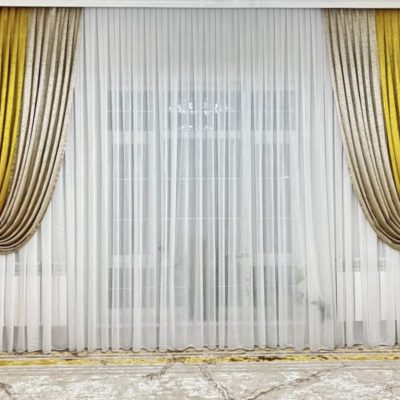 SET CATIFEA CU INSERTII CULOARE GALBEN CU BEJ , PERDEA TRIPLUVOAL ALB. Cod. Produs: 362879