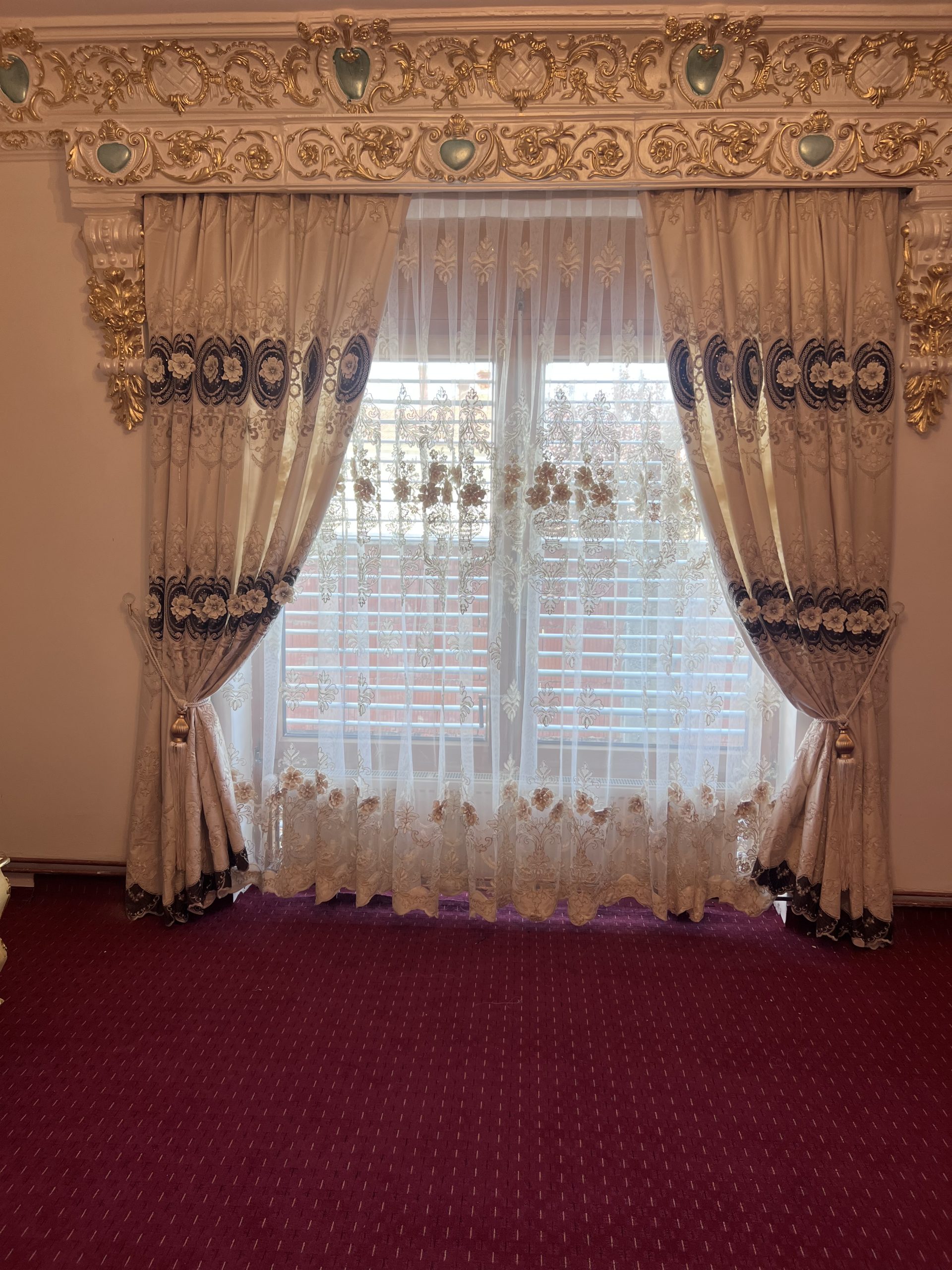 DRAPERIE CATIFEA CULOARE GRI DESCHIS CU GRI ÎNCHIS, PERDEA TRIPLUVOAL ALB. Cod: Produs.3100287 - imagine 9